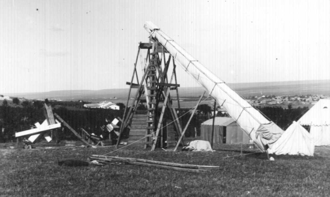 The Argentine team’s eclipse telescope at Feodosia, a week before the eclipse
